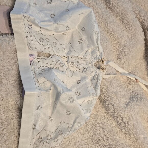BNWT Savage X Fenty Curvy Broderie Lace Halter Bralette Angel White 3X - Picture 4 of 4